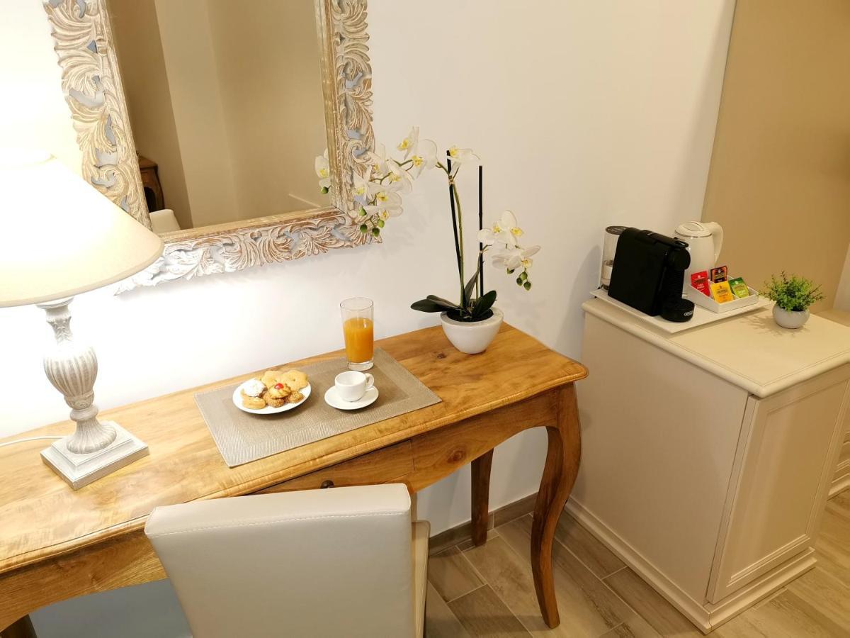 Porta Aragonese Luxury Rooms Palermo Kültér fotó