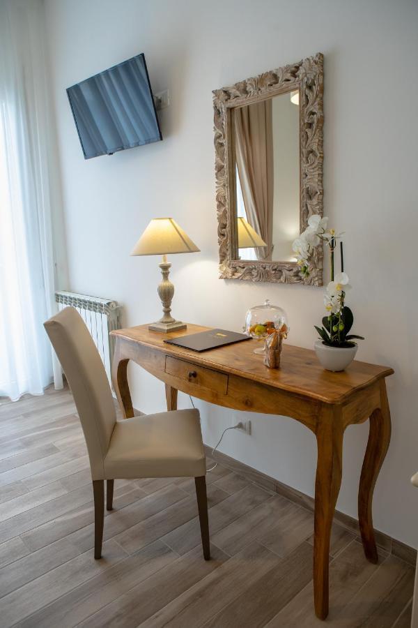 Porta Aragonese Luxury Rooms Palermo Kültér fotó